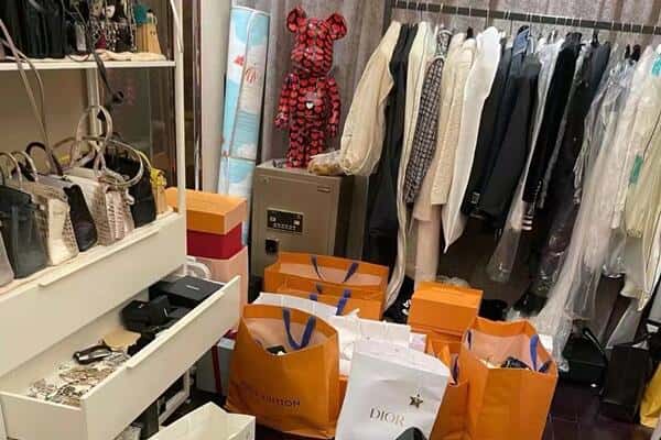 伊春回收一线品牌衣服